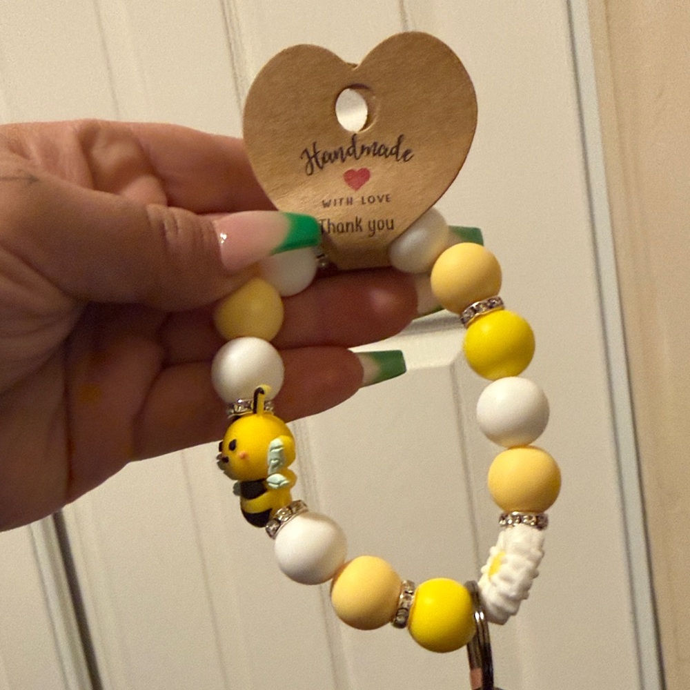 Handmade Yellow & White Bee Bead Keychain Bracelet